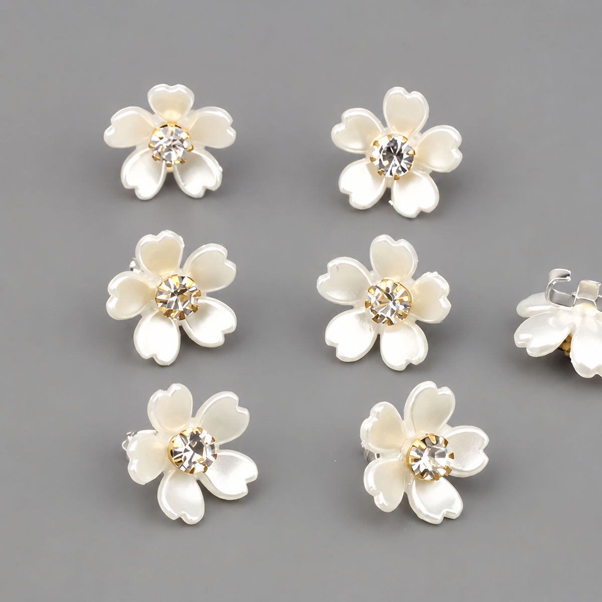 Multi-Color Floral Hairpin