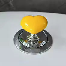 Heart-shaped toilet push button