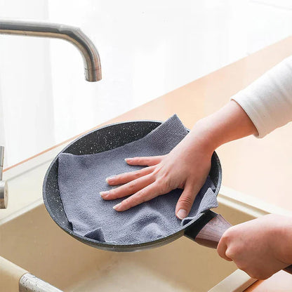 Re-Useable Microfiber Cleaning Cloth With Box