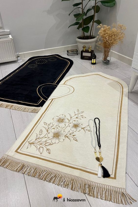 Prayer Mat/Jaye Namaz Embroidered For Couple