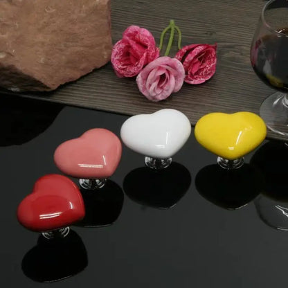 Heart-shaped toilet push button