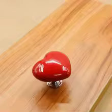 Heart-shaped toilet push button