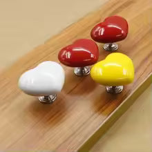 Heart-shaped toilet push button