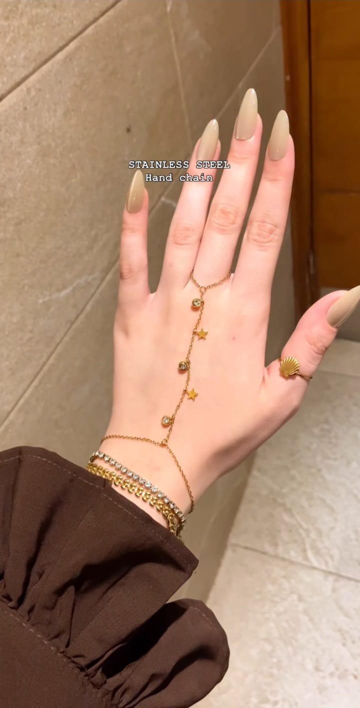 Stainless steel hand chain with stars and crystals
