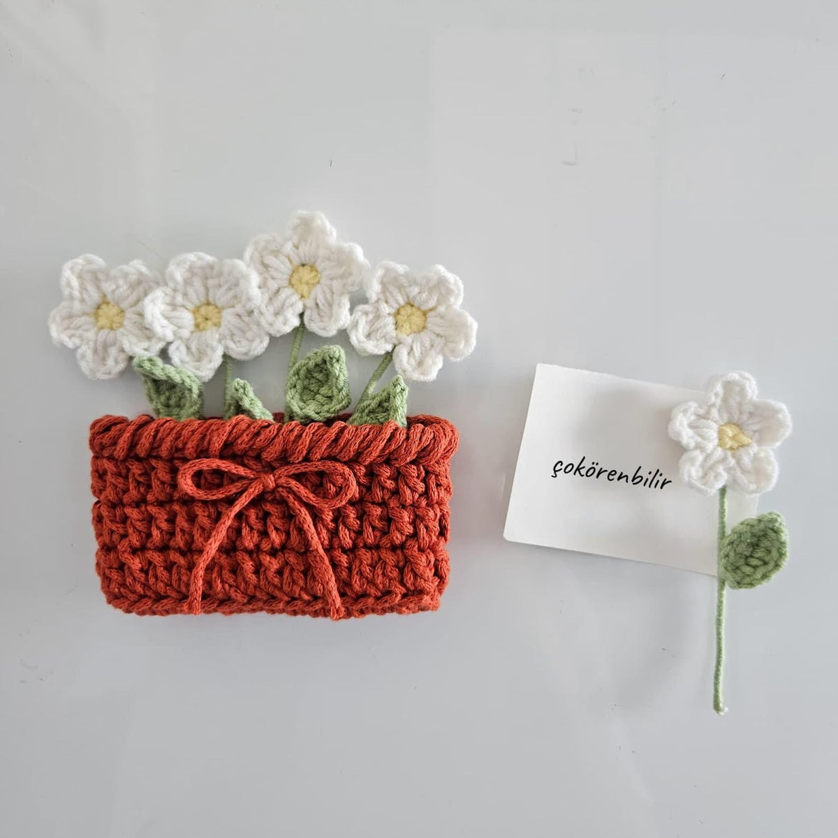 Handcrafted Magnetic Pot with Flowers