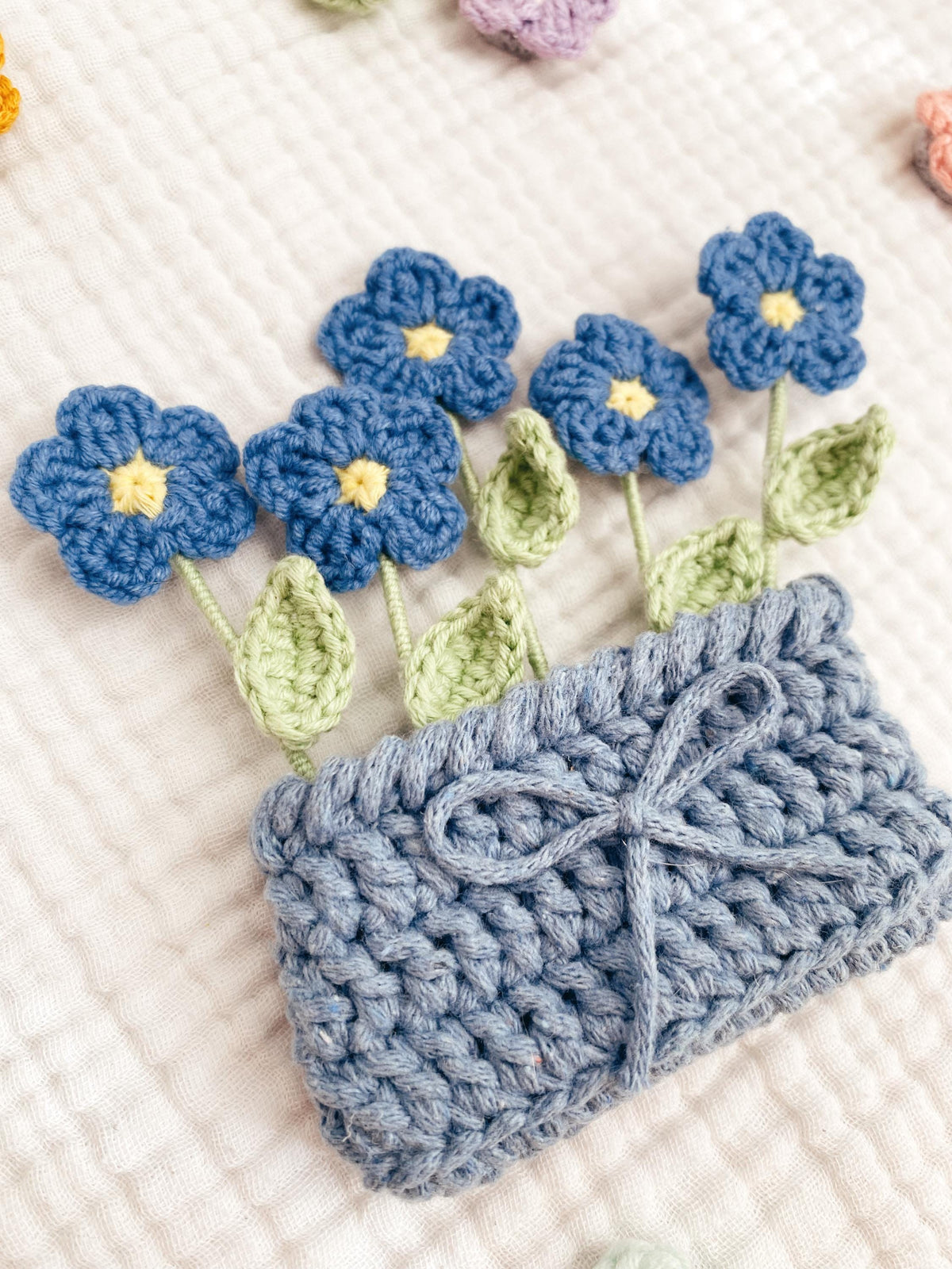 Handcrafted Magnetic Pot with Flowers