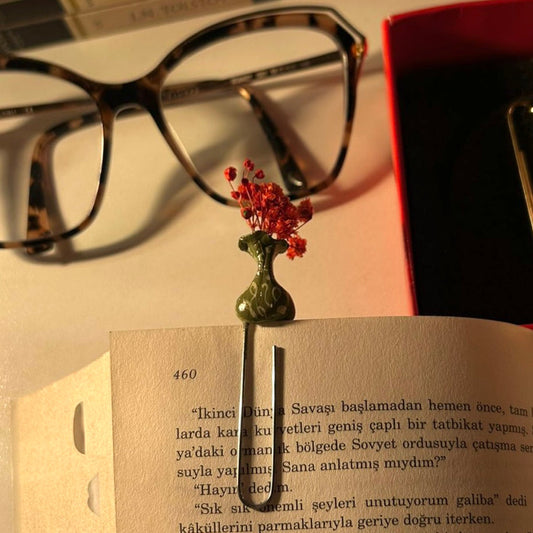 Bookmark Bliss Charm